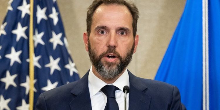 Jack Smith meeting with then-FBI Director Wray recorded as ‘significant case notification’ in J6 probe