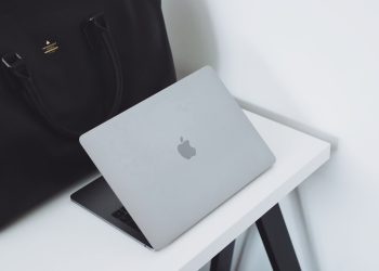 Strong fundamentals, weak upside: the case against Apple stock in 2026