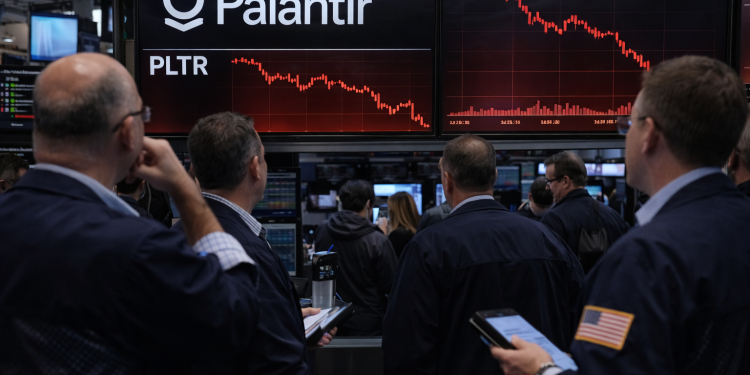 Why is Palantir stock down 37% from its peak: is worst over for PLTR?