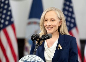 Dem rising star’s SOTU rebuttal ripped by conservatives: ‘Anyone who claims she is a “moderate” is a liar’