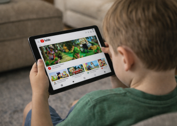 Google faces pressure as experts urge banning AI videos for young users