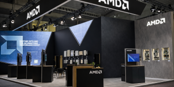 Stifel’s top analyst hikes AMD’s target to $320: should you buy?