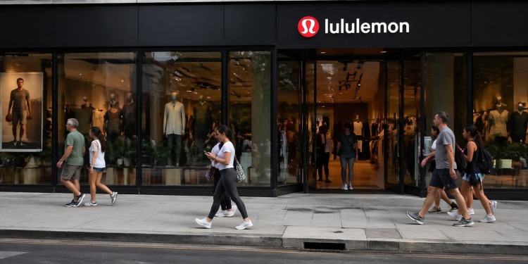 Lululemon stock: why markets seem to dislike its new CEO
