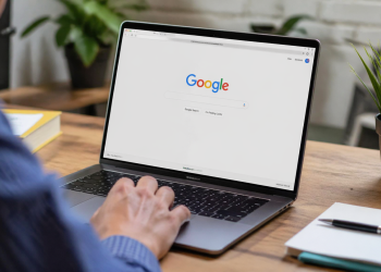 Billionaire sells Meta, load up on Google, Amazon ahead of earnings