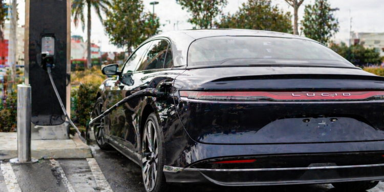 Lucid stock jumps on Uber stake reveal, but risks still loom