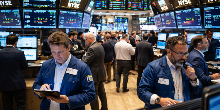 Oil spikes on Trump’s Hormuz threat—but why are markets calm?