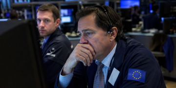 European shares fall as Middle East tensions weigh on sentiment