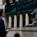 FTSE 100 gains on earnings boost, focus shifts to BoE