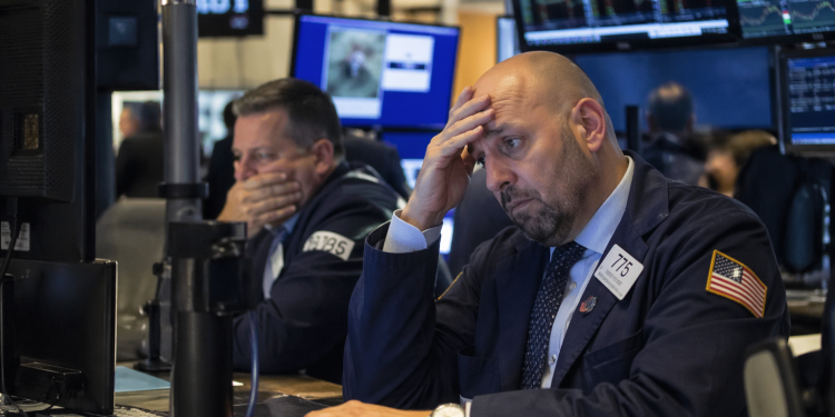 FTSE 100 slips as oil jumps, Iran talks hopes fade