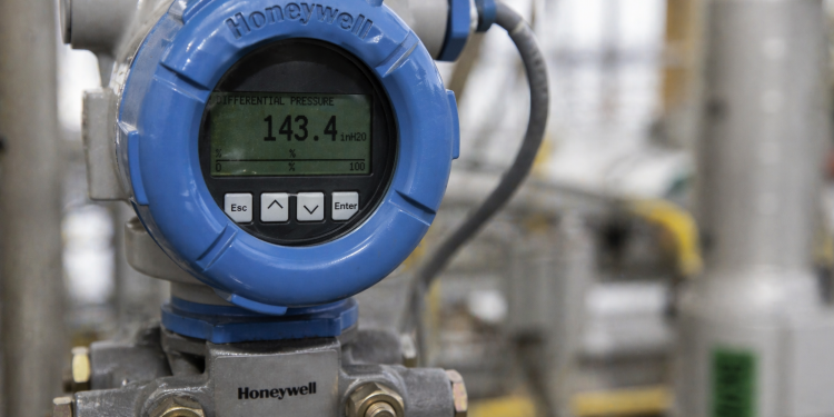 Honeywell stock falls as Middle East conflict hits Q2 outlook