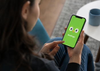 Duolingo stock sinks: Are weak user metrics the real concern?