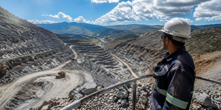Why is iShares Silver Trust slipping today and what comes next?