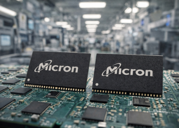 DRAM ETF is firing on all cylinders, but beware of major risks