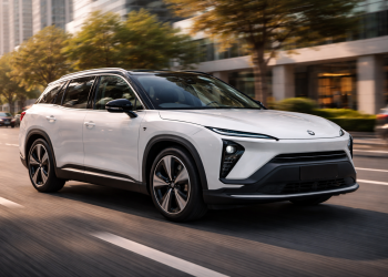 Why is Nio stock falling despite revenue surge and strong EV delivery growth