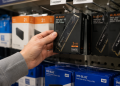 Western Digital rallies 7% amid AI surge in Micron and Sandisk