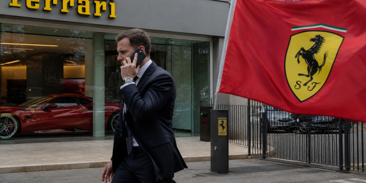 Ferrari sees 4% earnings growth in Q1 as premium demand lifts sales