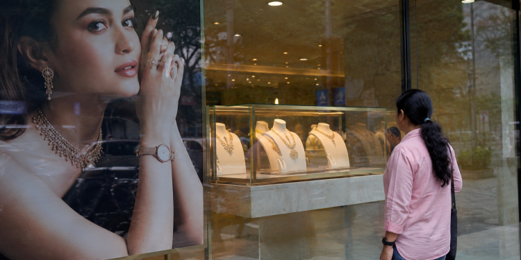 Titan reports lower-than-expected Q4 profit amid higher gold prices
