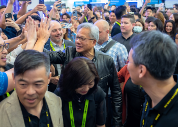 Nvidia stock remains wobbly after earnings: buy, sell or hold?