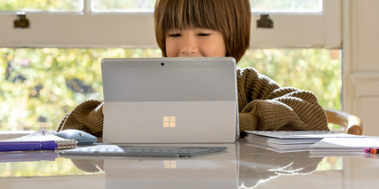 Microsoft stock continues climb as analysts remain strongly bullish