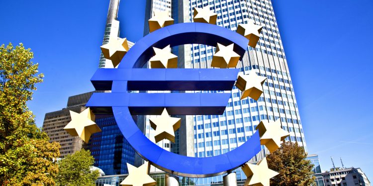 ECB study flags limited impact of AI boom on US jobs and wages