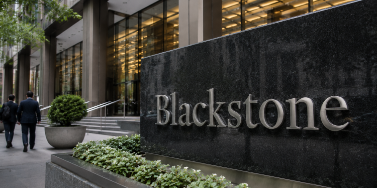 Why is Blackstone stock gaining despite a withdrawal cap on its flagship fund?