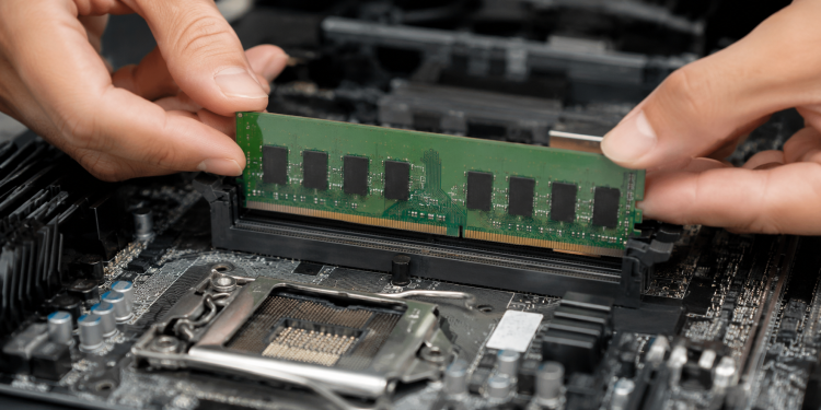 Micron stock is beating the broader market today: what to expect from earnings