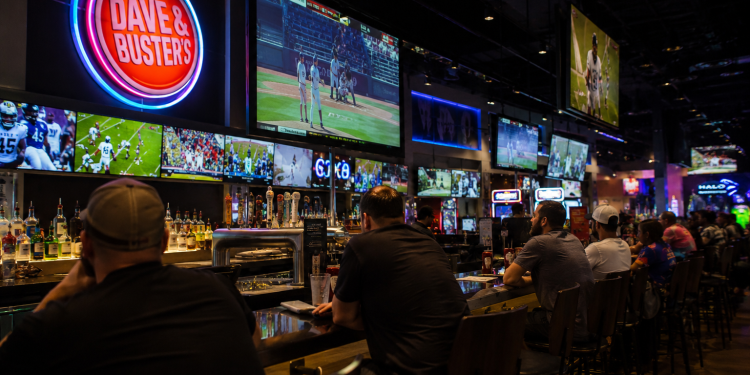 Dave & Buster’s stock drops as consumer spending slows