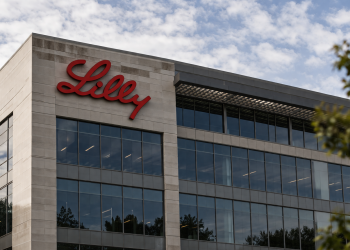 Eli Lilly stock rises as Retatrutide data boosts obesity drug lead