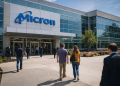 Micron stock surged 839% in a year, but analysts warn of cracks
