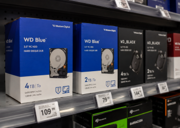 Soaring Western Digital stock faces some major risks: is a reversal coming?