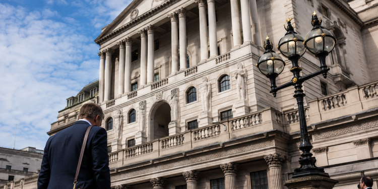 BoE focuses on public-sector wage growth as inflation risk emerges