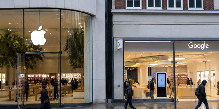 UK regulator tightens focus on Apple and Google’s app store ecosystem
