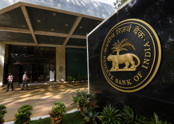 RBI dollar-rupee swaps push fx hedging costs to two-month lows