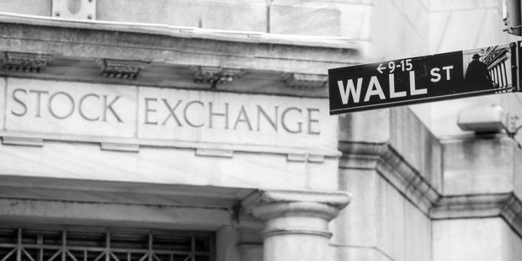Dow futures surge 342 points: 5 things to know before Wall Street opens