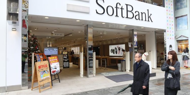 SoftBank stock sinks 4% before earnings reveal an Intel-powered profit surprise