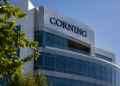 Corning stock jumps 5% after this analyst sees opportunity after recent sell off