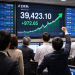 Nikkei 225 steady as Japan GDP growth slows, yen stages a cautious rebound