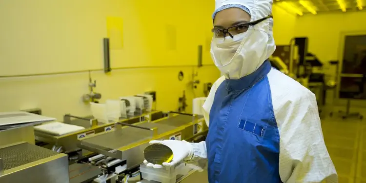 Applied Materials AMAT stock prediction: $760 bull vs $310…