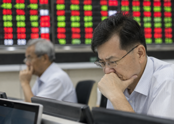 Samsung climbs while SK Hynix drops 5%: why Korea’s AI giants are moving apart