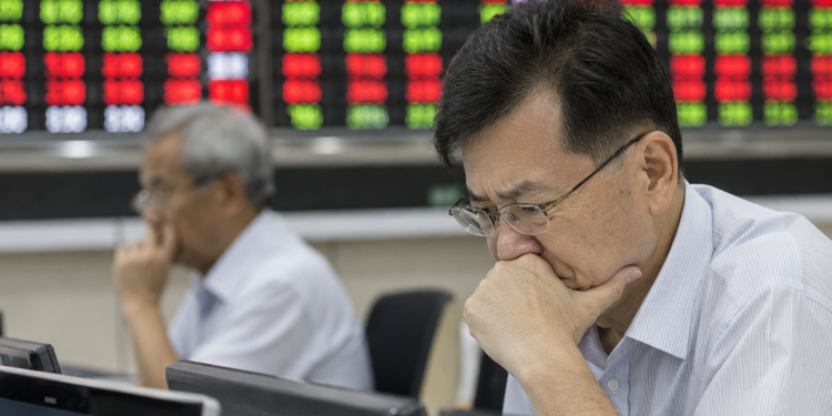 Samsung climbs while SK Hynix drops 5%: why Korea’s AI giants are moving apart