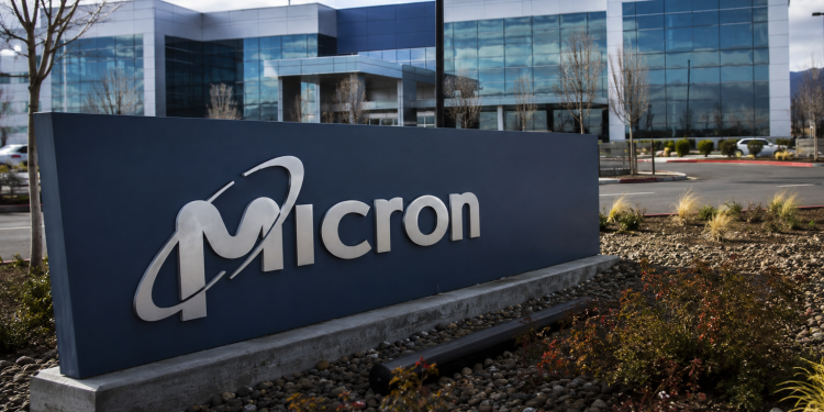 Micron stock: why 85% margins aren’t enough to stop the sell-off