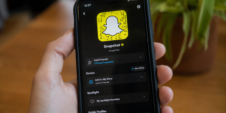 Snap stock jumps as World Cup ads, AI tools drive earnings beat and strong outlook