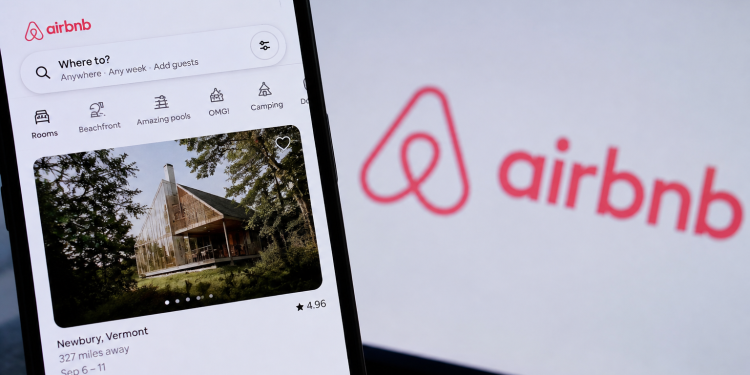 Airbnb stock jumps 11% as World Cup travel sparks a surprise growth burst