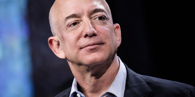 AMZN stock jumps, pushing Amazon past $3T valuation as AWS calms AI spending fears