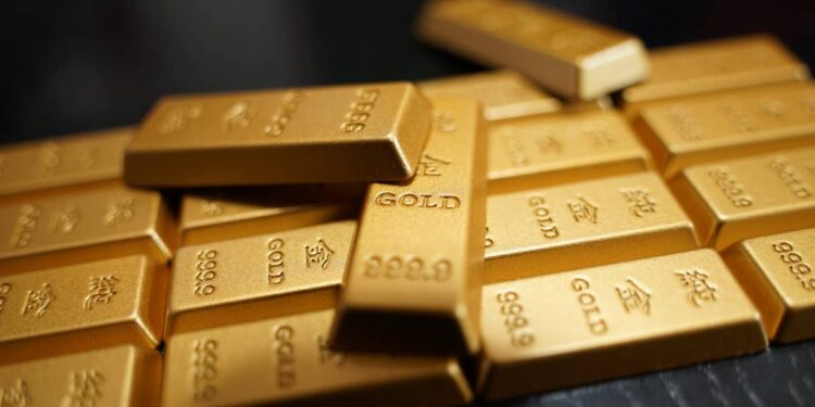 Wells Fargo revamps gold price target for the rest of 2026