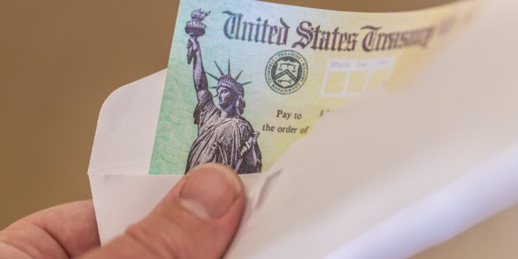 Surging yields and big bond losses may offer sizable tax savings opportunity to investors right now