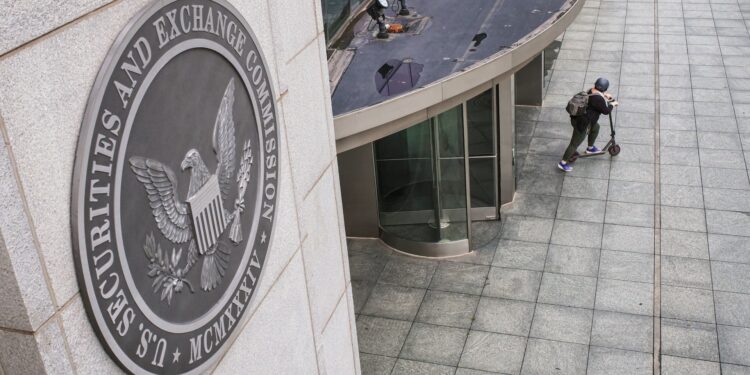 U.S. regulators rush to write crypto rulebook after Clarity Act stalls in Senate