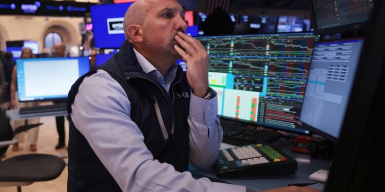 Stock futures are little changed as traders eye rising oil prices and rates: Live updates