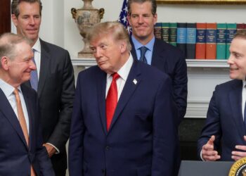 Bitcoin is back, but potential Clarity Act fail and Dem midterms win could come for crypto prices