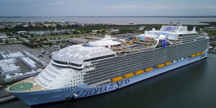 Royal Caribbean nears $3 billion deal to take 50% equity stake in Sandals